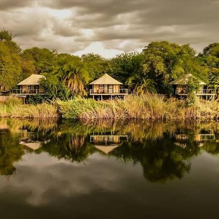 Shametu River Lodge Divundu Eksteriør billede